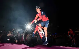 Geraint Thomas : “Ce n’est pas comme ça que je voulais prendre la tête du Giro d’Italia”
