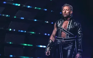 AEW : Kenny Omega déclare la guerre à la WWE !