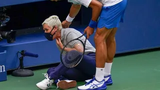 Les 30 Moments marquants de 2020 : Coup de tonnerre à New York, Djokovic disqualifié !