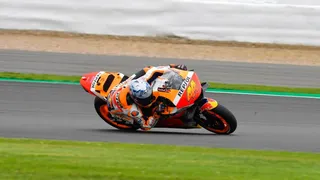MotoGP : Pol Espargaro signe la pole à Silverstone !