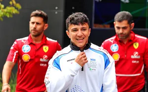 F1 : Isack Hadjar plus fort que Max Verstappen  ? L’anecdote croustillante d’Helmut Marko