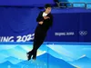 Nathan Chen obtient le record du monde de 113,97 points dans le programme court masculin aux Jeux olympiques de Pékin.