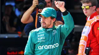 F1 : Aston Martin fait un joli cadeau à Fernando Alonso