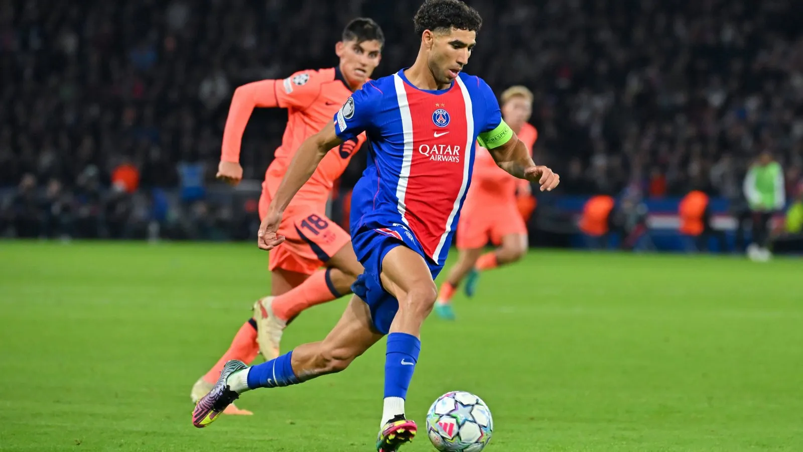 Achraf Hakimi (PSG) lors de PSG-Barcelone en Ligue des champions, le 20 octobre 2026