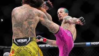 UFC : menacé avec une arme, ce combattant a une réaction salvatrice (Vidéo)