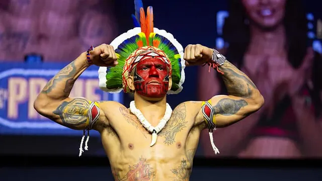 UFC 300 : la prise de poids affolante de Pereira avant son combat !