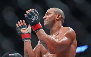 UFC : 3 adversaires potentiels pour Ciryl Gane, prêt à faire son retour