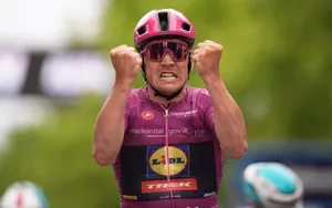 Étape 4 Giro 2025 : parcours détaillé, profil, favoris et horaires