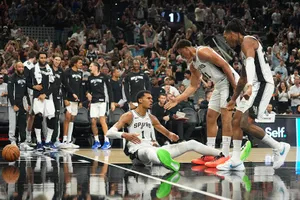 Spurs : L’improbable 5 de départ invaincu cette saison en NBA, sans Wembanyama