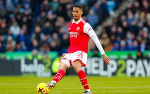 Mercato Arsenal : ça bouge à Londres pour William Saliba