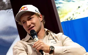 Ski Alpin : Marco Odermatt détruit la FIS !