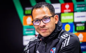 Strasbourg : La stratégie de Liam Rosenior pour prendre la tête de la ligue 1