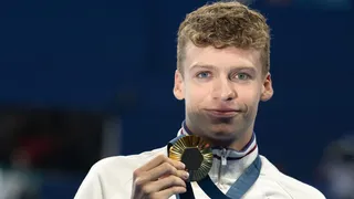 Natation : le programme de Léon Marchand pour la fin d’année