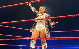 La lutteuse française Amale effectue ses débuts à NXT UK
