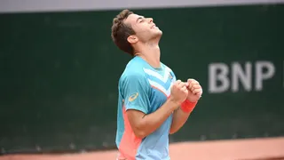 Roland-Garros : Caroline Garcia solide, Hugo Gaston en survivant