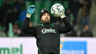 Mercato ASSE : Pourquoi remplacer Gautier Larsonneur devient une priorité pour KSV