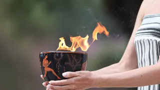 JO Paris 2024 : Pourquoi et comment la flamme olympique ne s’éteint-elle jamais ?