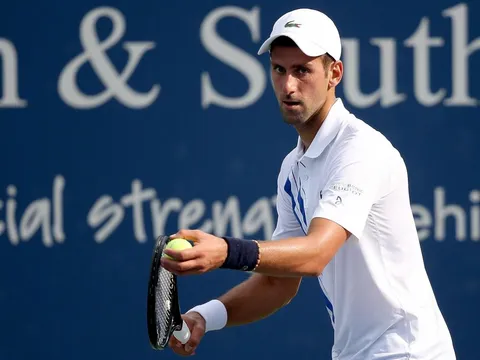 ATP Cincinnati :  Djokovic invaincu mais inquiétant face à Bautista Agut