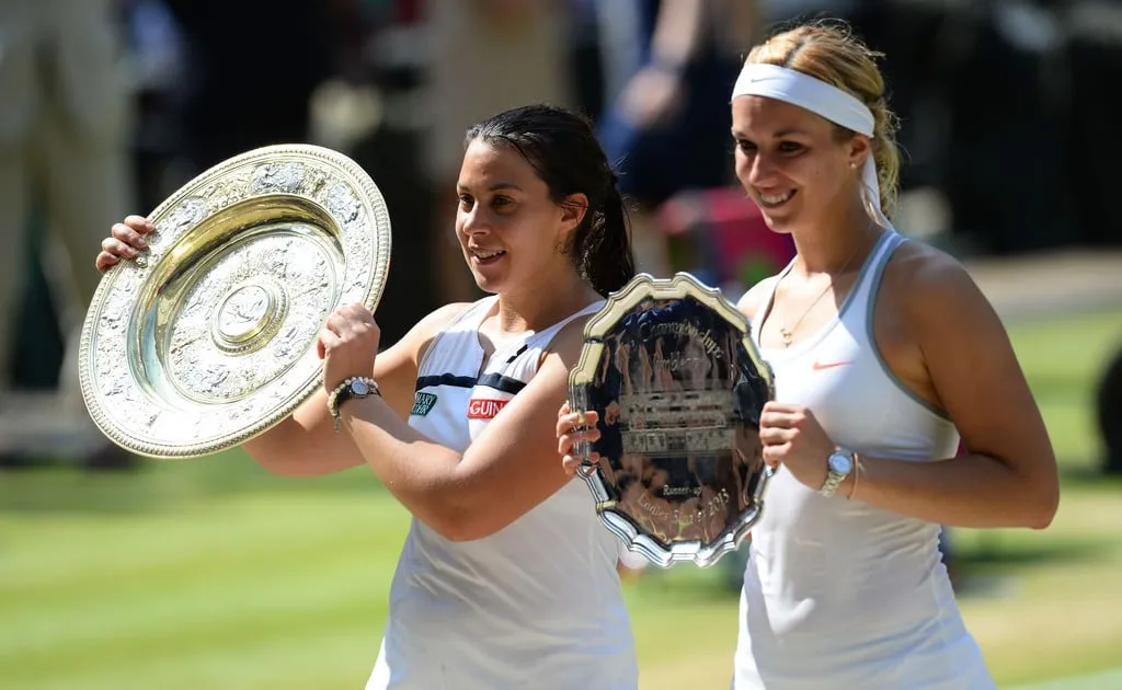 Marion Bartoli couronnée à Wimbledon 2013 après un succès sur Sabine Lisicki en finale