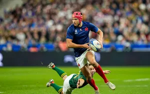Après la Coupe du Monde, Louis Bielle-Biarrey, pépite du XV de France, veut “couper du rugby”