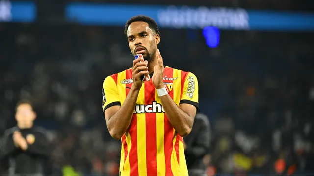 RC Lens : Rémy Labeau-Lascary, prêt à s’imposer dans le onze ?