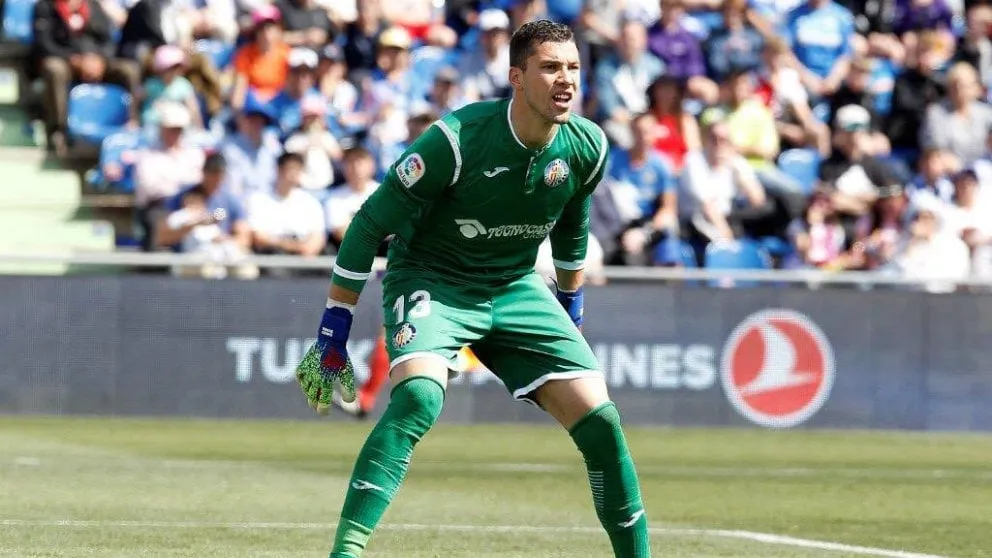 El Getafe bloquea el regreso de David Soria al Sevilla