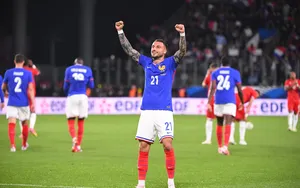 Mercato OM : “La question d’un départ va être évoqué”, Jonathan Clauss proche de quitter Marseille !