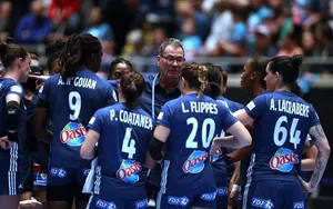 Euro 2018 Handball : les Bleues se lancent maladroitement face à la Russie.