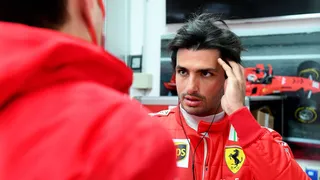 F1 : Carlos Sainz carbure dès ses débuts