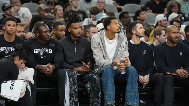 Spurs – Lakers : Confirmation pour Wembanyama et Castle !