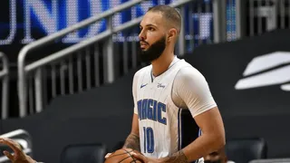 Basketball : Evan Fournier envoyé à Boston !