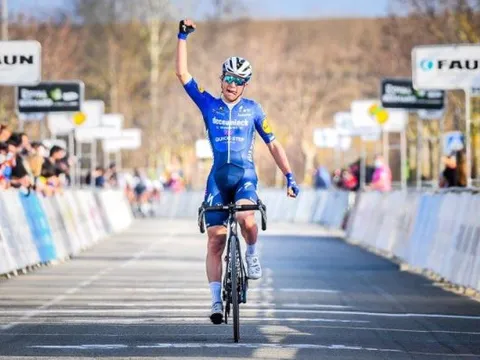 La Royal Bernard Drôme Classic pour Andrea Bagioli