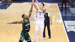 Les Metropolitans 92 conservent leur série d’invincibilité contre l’Élan Béarnais