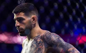 UFC : “Il a peur”, la guerre des mots continue entre Topuria et Makhachev