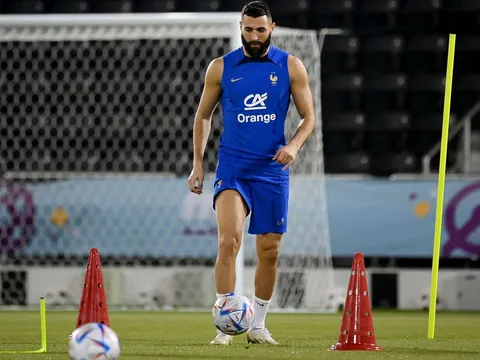 Karim Benzema de retour avec l’Équipe de France avant la fin de la Coupe du Monde ?