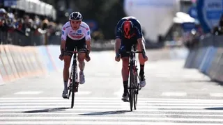 Tao Geoghegan Hart remporte l’avant-dernière étape du Giro 2020