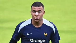 Euro 2024 : Deschamps évoque une titularisation de Mbappé