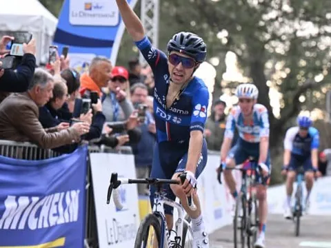 Trofeo Laigueglia 2024 : classement et résultat – Lenny Martinez s’impose