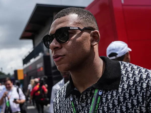 Kylian Mbappé, qui a confirmé au PSG ne pas vouloir prolonger, pourrait bien signer au Real Madrid dès cet été (iconsport)