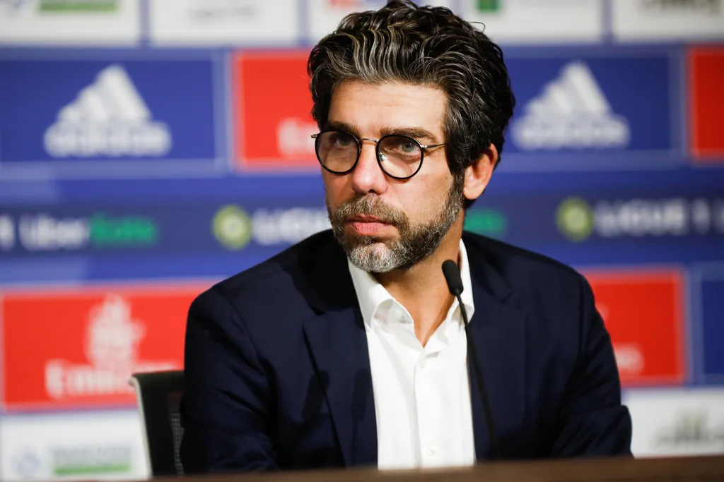 Lucas Paqueta – Presentation Olympique Lyonnais