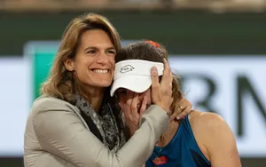 Roland Garros : la réponse cash d’Amélie Mauresmo sur la polémique !