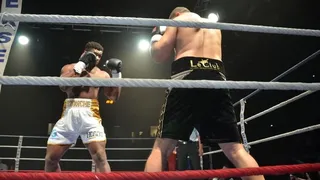 Tony Yoka s’incline pour la première fois en pro face à Martin Bakole