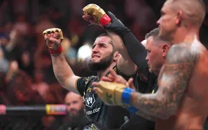 UFC : les 3 fois où Islam Makhachev a choqué le monde