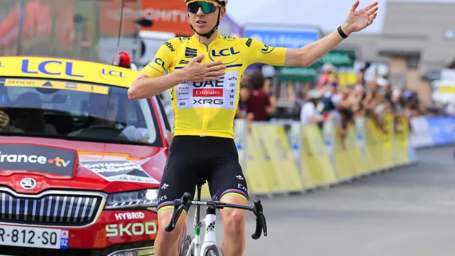 Tour de France 2025 : Tadej Pogačar, trop facile sur le Dauphiné, sera-t-il seul au monde ?