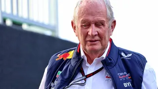 F1 : le gros coup de pression d’Helmut Marko envers Max Verstappen et Sergio Pérez