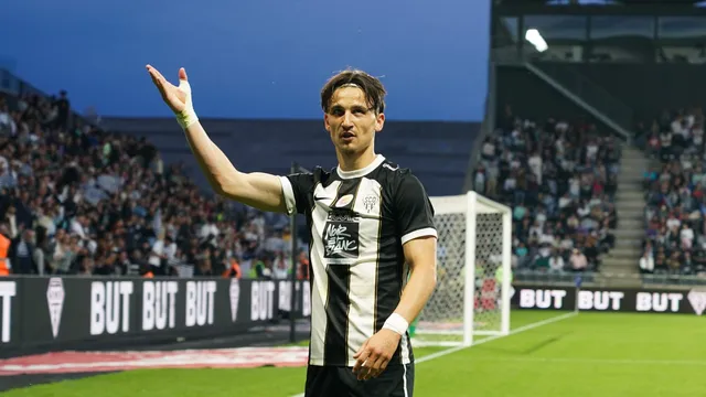 Mercato Rennes : Esteban LePaul, Lucas Stassin, Conrad Harder, qui sera le futur attaquant du SRFC ?