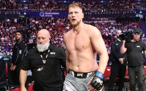 UFC 310 : “Il ne frappe pas si fort”, Ciryl Gane n’inquiète pas Alexander Volkov
