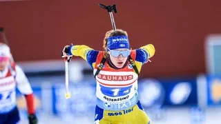 Biathlon Holmenkollen – Mass Start Femmes : la victoire pour Hanna Oeberg, Anaïs Chevalier-Bouchet sur le podium !