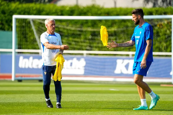 Didier Deschamps, le sélectionneur de l'Equipe de France, a dévoilé la liste des joueurs retenus pour affronter l'Irlande et l'Allemagne début septembre (iconsport)