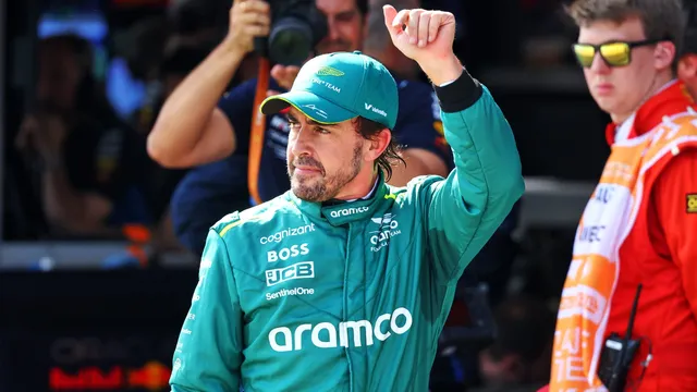 F1 : Aston Martin fait un joli cadeau à Fernando Alonso